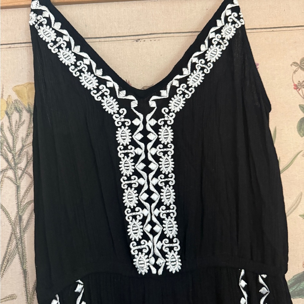 American Rag Co Black and white boho embroidered jumpsuit - Picture 4 of 8